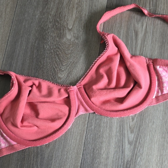 Olga Floral Lace Bra in Pink - Picture 5 of 6